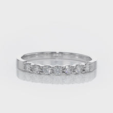 Load and play video in Gallery viewer, Shared Prong Diamond Band 1/4 Carat
