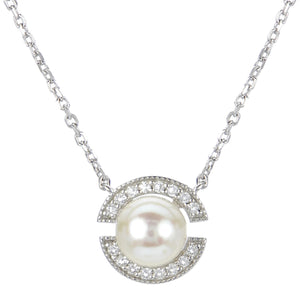 Freshwater Cultured Pearl Pendant With White Topaz